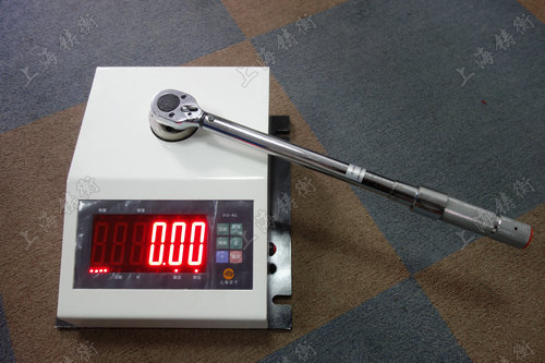 ��yʽŤ������У�x